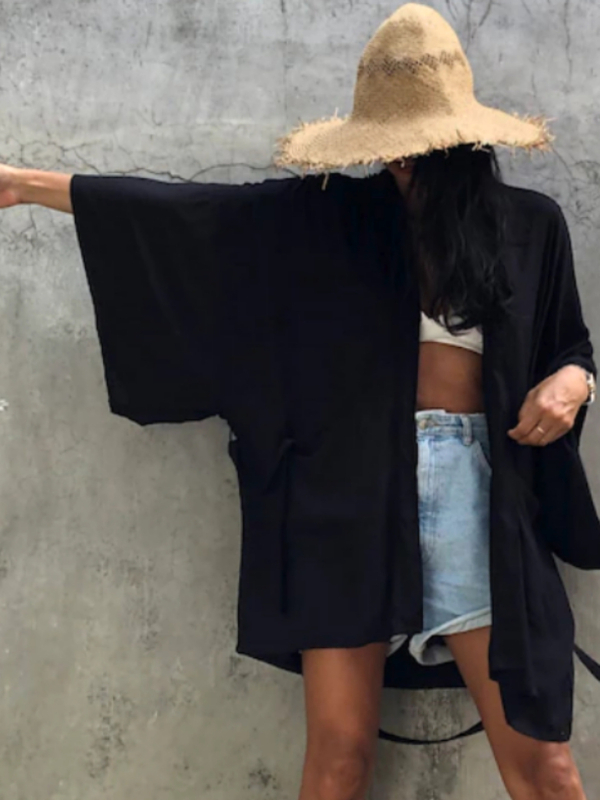 Női strand kardigán-kimono napvédővel — pamutkeverék anyag, bélés 100% pamut, szövetsúly 220 g/m², alkalmas úszásra és sekély vízben tartózkodásra