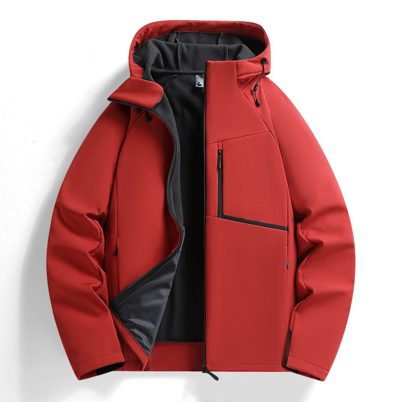 Vīriešu softshell jaka – ar kapuci, ūdensizturīga un pret vēju, priekšā rāvējslēdzējs, bieza oderējuma no poliestera, kabatas ar rāvējslēdzējiem
