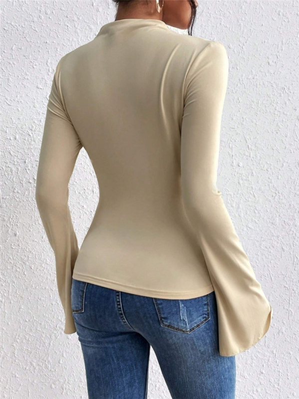Tricou cu guler stand, mâneci clopot, croială slim, model solid