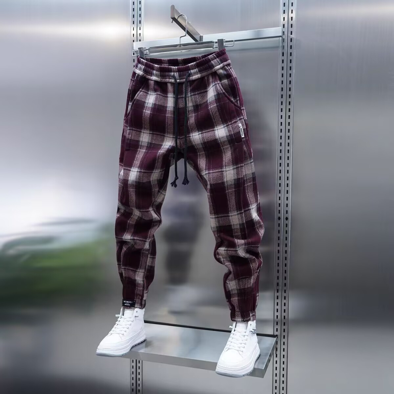Pantaloni bărbați tapered, lungime 9/10, talie medie, croială strânsă, material poliester 80%