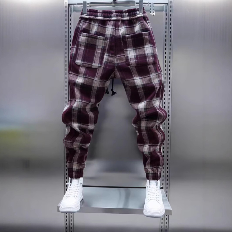 Pantaloni bărbați tapered, lungime 9/10, talie medie, croială strânsă, material poliester 80%