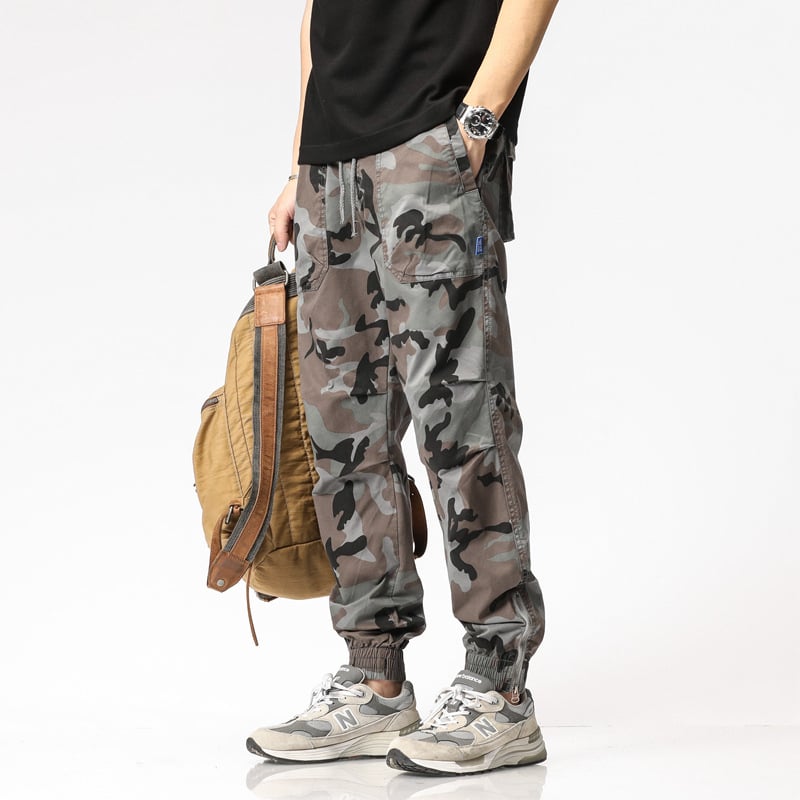 Muške camo cargo hlače s više džepova, jesenji stil, opušten kroj, svakodnevne hlače