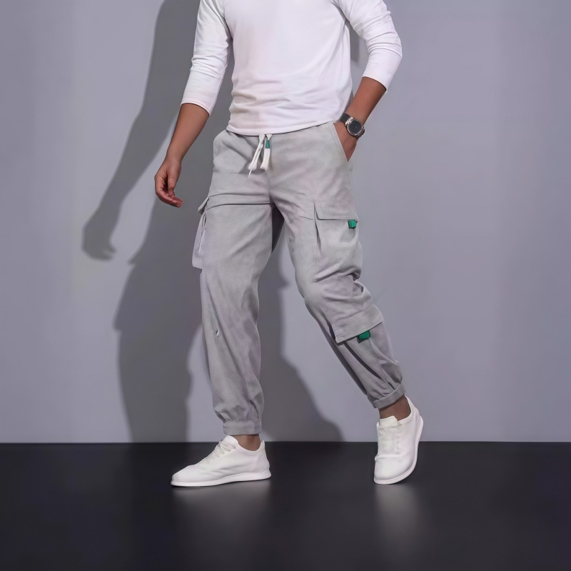 Férfi corduroy cargo nadrág, sok zsebbel, laza egyenes szabás, középső derék, zsinóros zárás, lélegző poliészter keverék, ideális tavaszra és őszre
