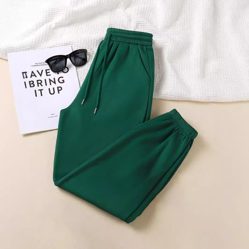 Húzózsinóros, magas derekú egyenes szabású tréningnadrág, 95% poliészter, ősz 2024