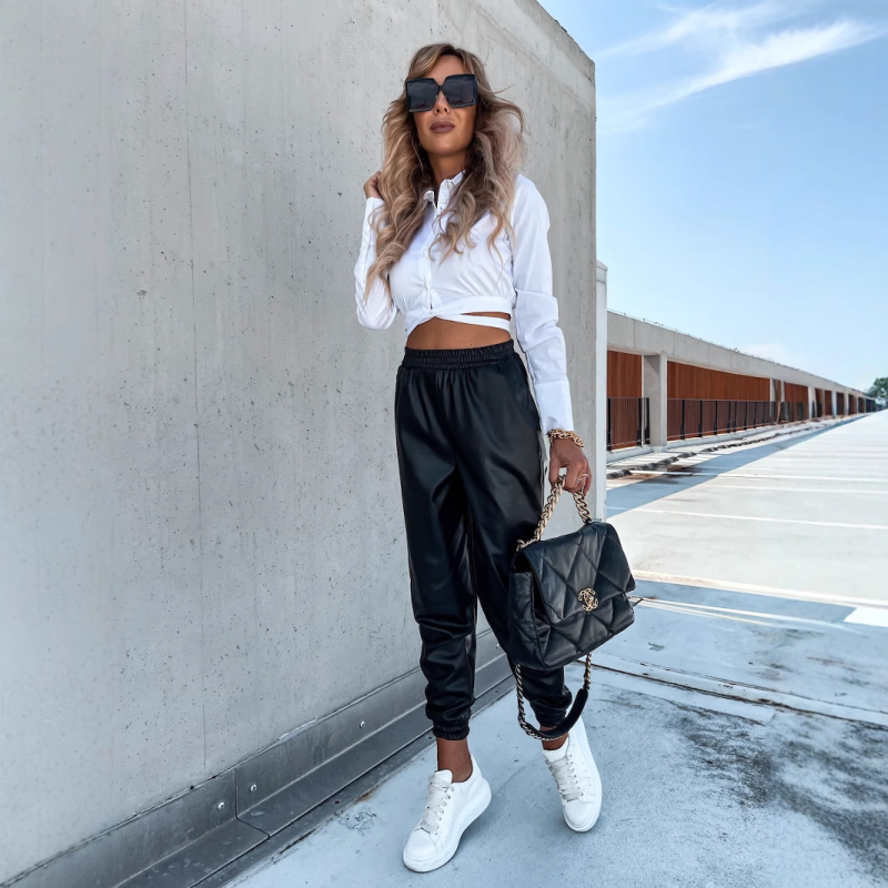 Női PU bőrnadrág - középső derekú, szűk szabás, hosszú nadrág, street fashion, patchwork dizájn