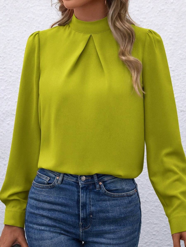 Cămașă satinată, mâneci lungi, guler semi-turtleneck, croială lejeră, 95% poliester