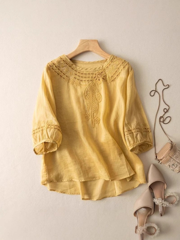 Памучна тениска с флорална шарка, кръгло деколте, свободен силует, носталгично ретро стил