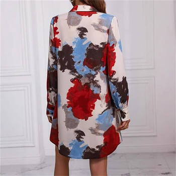 Риза с флорален принт, дълги ръкави, риза с редица копчета, яка тип риза, свободна кройка, полиестер-еластанова смес, средна дължина