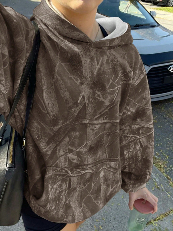 Kamuflažni hoodie s otiskom lišća javorova, oversize, s džepovima, poliester