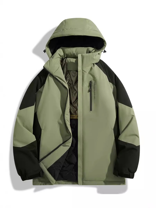 Kapuljačom jakna od pamuka s punjenjem – vanjski poliester, unutarnja podstava od pamuka; zimski model