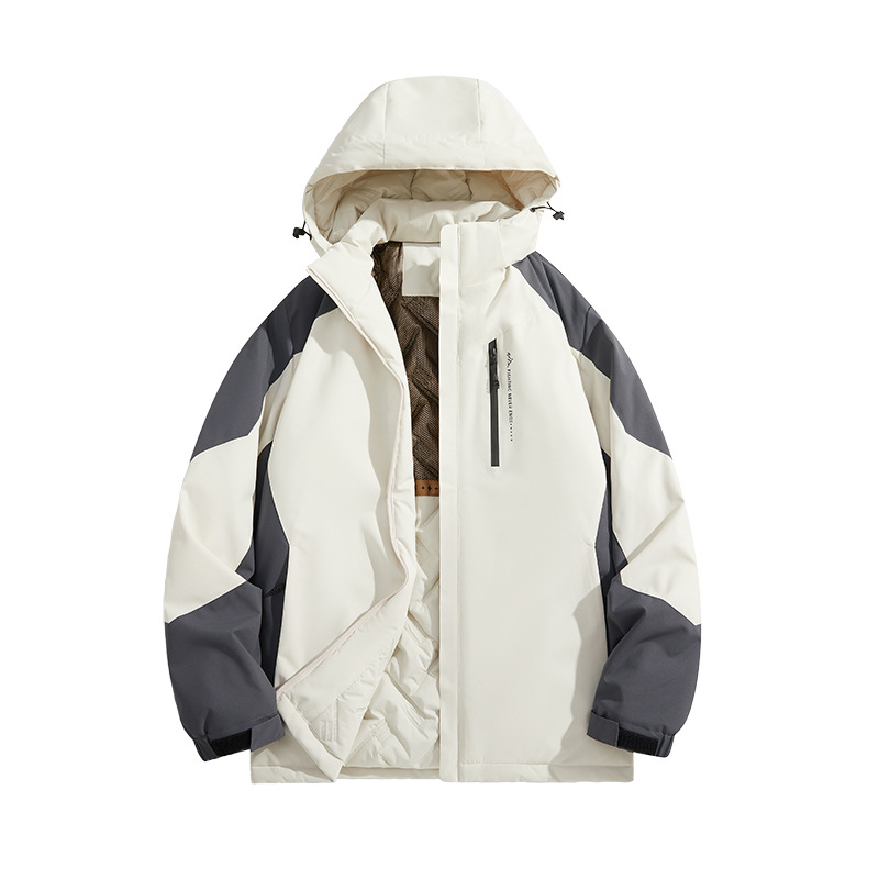 Kapuljačom jakna od pamuka s punjenjem – vanjski poliester, unutarnja podstava od pamuka; zimski model