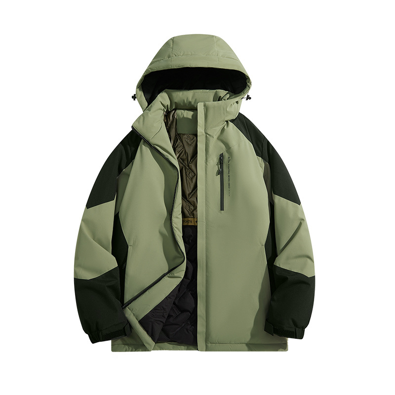 Kapuljačom jakna od pamuka s punjenjem – vanjski poliester, unutarnja podstava od pamuka; zimski model