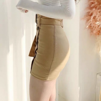 Σετ πουκάμισο-φούστα με στενή μέση και κουμπωτό σχέδιο, μακριά μανίκια, 90–95% βαμβάκι