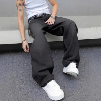 Джинси – уличен стил, свободна кройка, висока талия, цип за закопчаване, памучно-полиестерна материя с 30% еластан