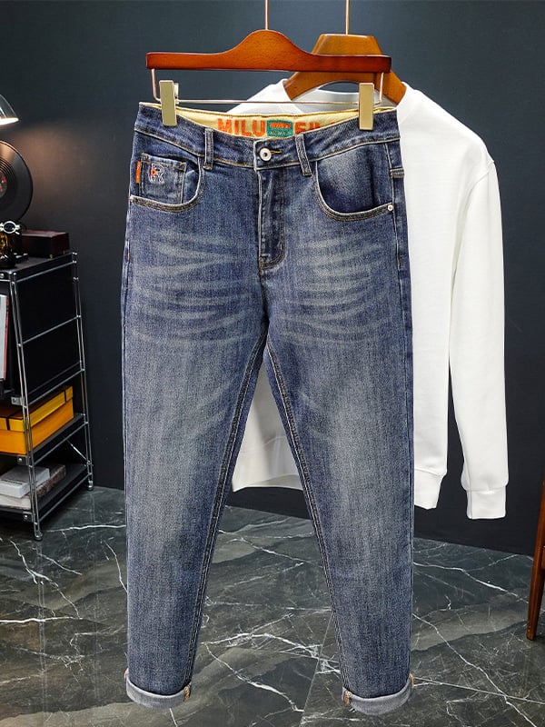 Férfi Slim-Fit farmernadrág, középmagas derekú, pamut-keverék elasztikával, cipzárral, Mercerizált