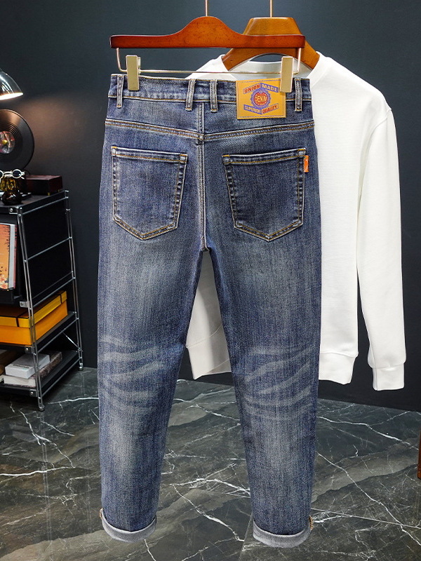 Férfi Slim-Fit farmernadrág, középmagas derekú, pamut-keverék elasztikával, cipzárral, Mercerizált