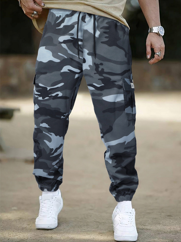 Pantaloni de vară pentru bărbați, exterior, stil workwear cu camuflaj, poliester, croi drept, talie medie, cu curea, buzunare multiple