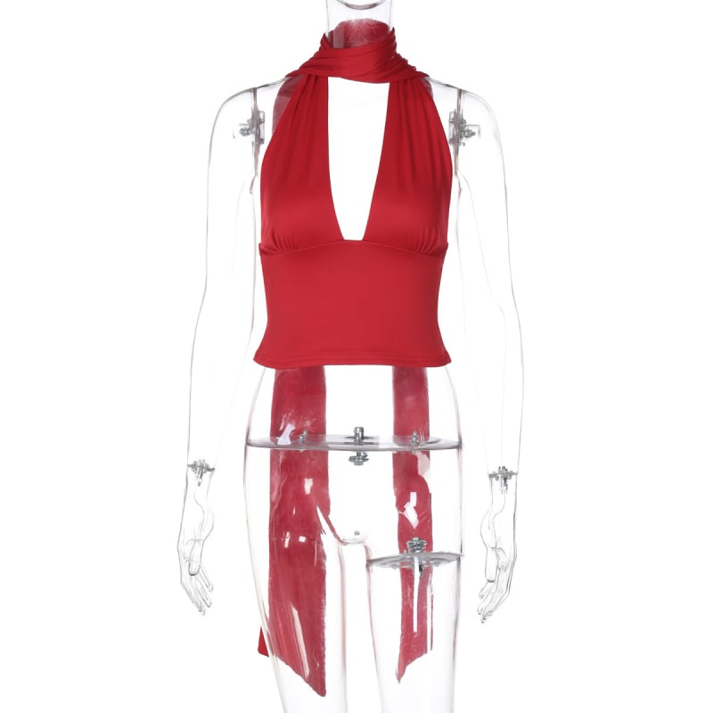 Halter top slim fit, Milk Silk tkanina, poliester i spandeks, dvostruke naramenice