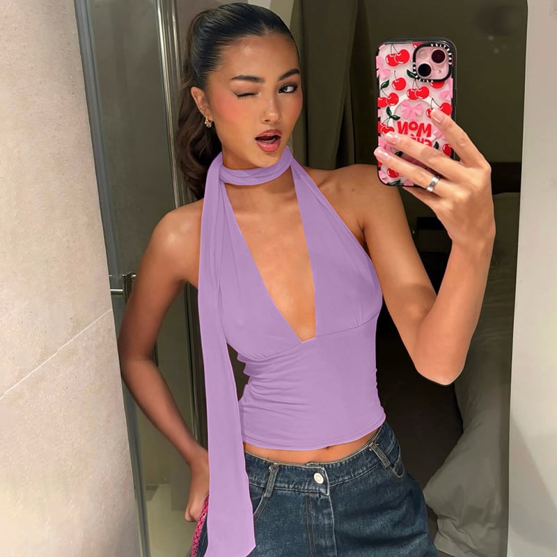 Halter top slim fit, Milk Silk tkanina, poliester i spandeks, dvostruke naramenice