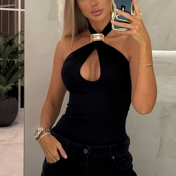 Milk silk безръкав топ, халтер стил, стегнат силует