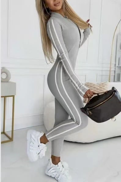 Salopetă de damă cu dungi, fermoar pe jumătate, poliester, croială slim