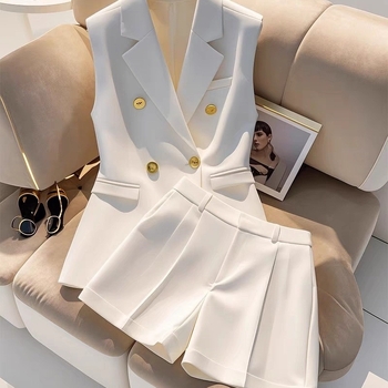 Γυναικείο καλοκαιρινό σετ κοστουμιού Haruji: halter λαιμός, χωρίς μανίκια, διπλό κουμπί