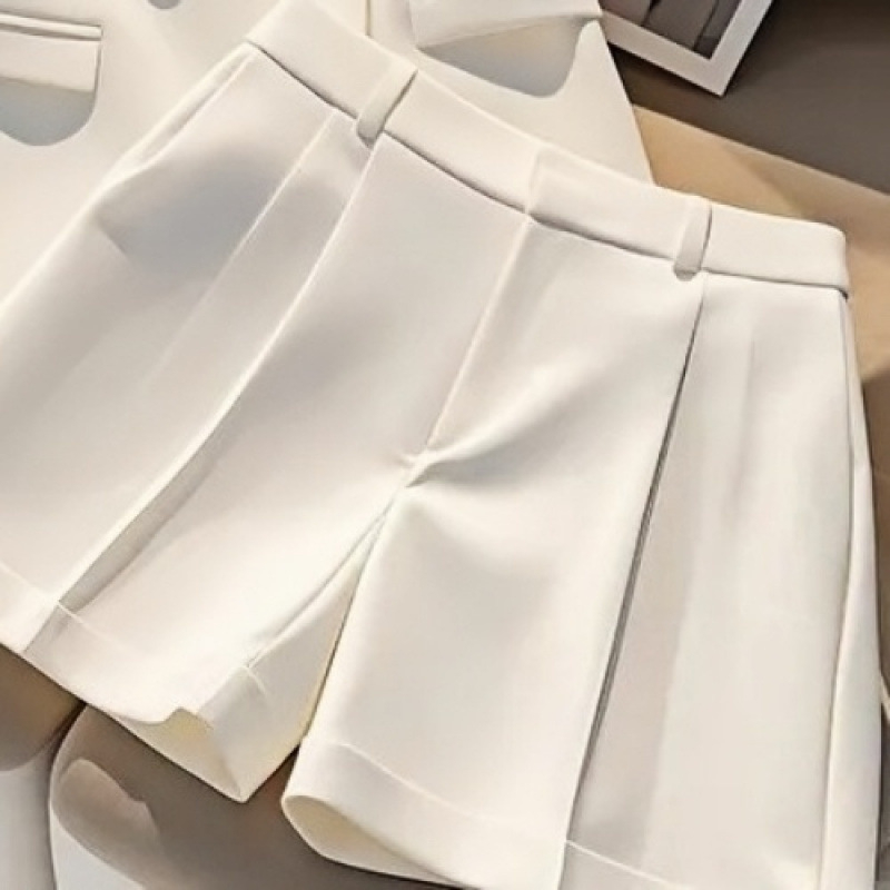 Γυναικείο καλοκαιρινό σετ κοστουμιού Haruji: halter λαιμός, χωρίς μανίκια, διπλό κουμπί