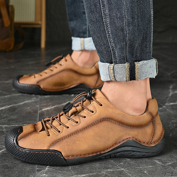 Ανδρικά δερμάτινα loafers με χειροποίητη ραφή στο επάνω μέρος, στρογγυλή μύτη, χαμηλό ύψος, ελαστικό λουρί κλεισίματος, καουτσούκ σόλα