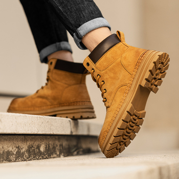 Μποτάκια Μάρτιν με επάνω μέρος από δέρμα χοίρου, σόλα από καουτσούκ, αδιάβροχα, μεσαίο ύψος, κλείσιμο με κορδόνια στην πρόσοψη