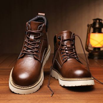 Ανδρικά μποτάκια Μάρτιν σε βιντάζ στυλ, διπλό επάνω από βοδινό δέρμα, καουτσούκ σόλα, στρογγυλός δάκτυλος, αντιολισθητικό, μεσαίο ύψος
