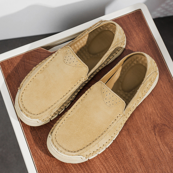 Ανδρικά ανάλαφρα casual sneakers με δερμάτινο επάνω μέρος και σόλα από καουτσούκ, στρογγυλή μύτη