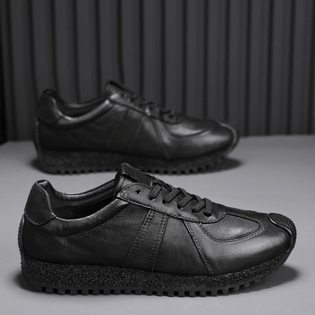 Pantofi sport casual pentru bărbați, talpă groasă, piele sintetică deasupra, talpă din cauciuc, închidere cu șireturi, profil redus