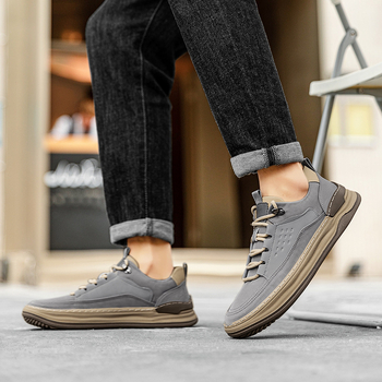 Ανδρικά sneakers - διαπνέον ύφασμά στο επάνω μέρος, χαμηλό προφίλ, κορδόνια, παχιά καουτσούκ σόλα