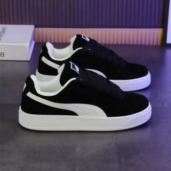 Unisex αθλητικά παπούτσια με χαμηλό ύψος, στρογγυλή μύτη, υφασμάτινο επάνω με ρίγες, καουτσούκ σόλα