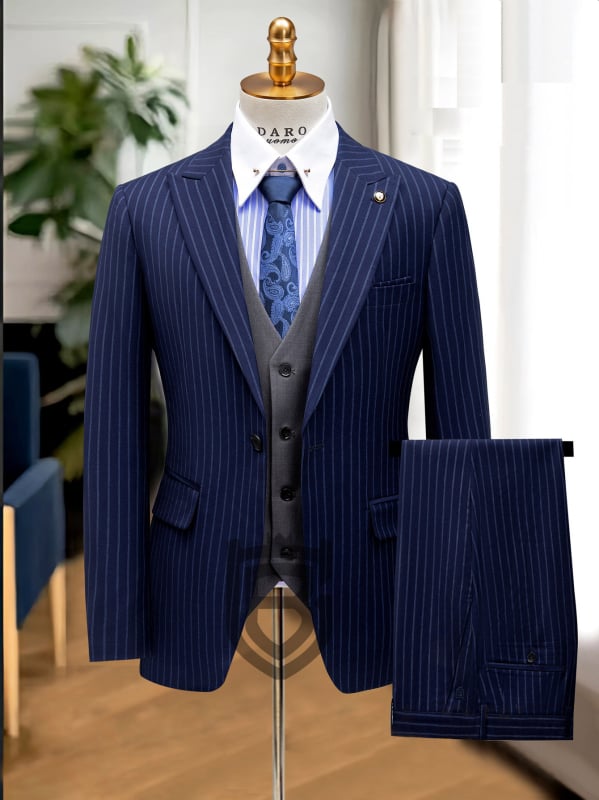Muški trodjelni kostim s prugama, slim fit, peaked lapel, tvarina: smjesa kemijskih vlakana s acetatom, proljeće