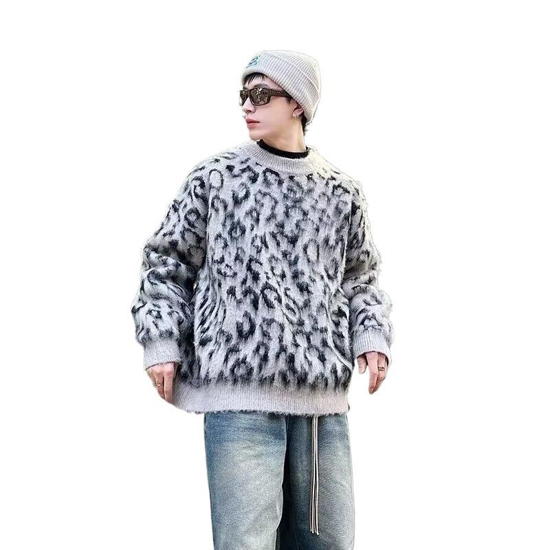 Pulover tricot leopard în stil american retro, guler rotund, croială lejeră, amestec bumbac-poliester, 90% poliester în compoziția principală, design contrastant
