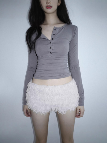 Къси панталони от плетен полиестер, ниска талия, слим фит, микроеластични, термоформоване