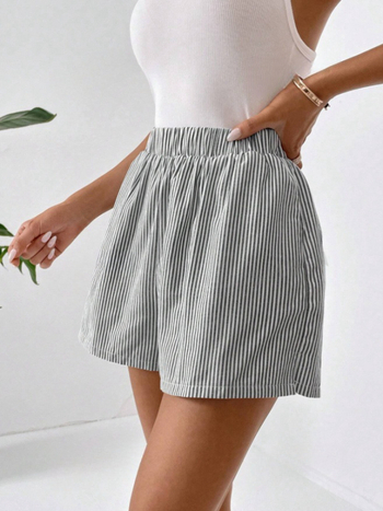 Жени къси панталони с райета, еластична талия, лека памук-полиестер смес, 95%+ полиестер, стил елегантен, основен модел