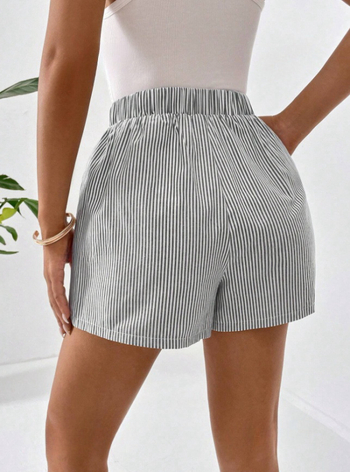 Жени къси панталони с райета, еластична талия, лека памук-полиестер смес, 95%+ полиестер, стил елегантен, основен модел