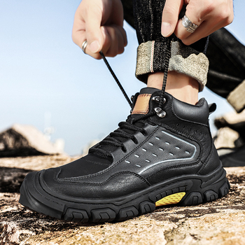 Ανδρικά χειμερινά υψηλά μποτάκια πεζοπορίας — Άνω μέρος από nubuk δέρμα αγελάδας, Mesh εξωτερικό, PU πάτος, Καουτσούκ σόλα; Αντιολισθητικότητα, Απορρόφηση κραδασμών