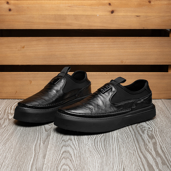 Ανδρικά loafers από γνήσιο δέρμα, slip-on, διαπνέοντα, επάνω μέρος από δέρμα πρώτης στρώσης, στρογγυλή μύτη, καουτσούκ σόλα, χαμηλό τακούνι, φθινοπωρινή χρήση