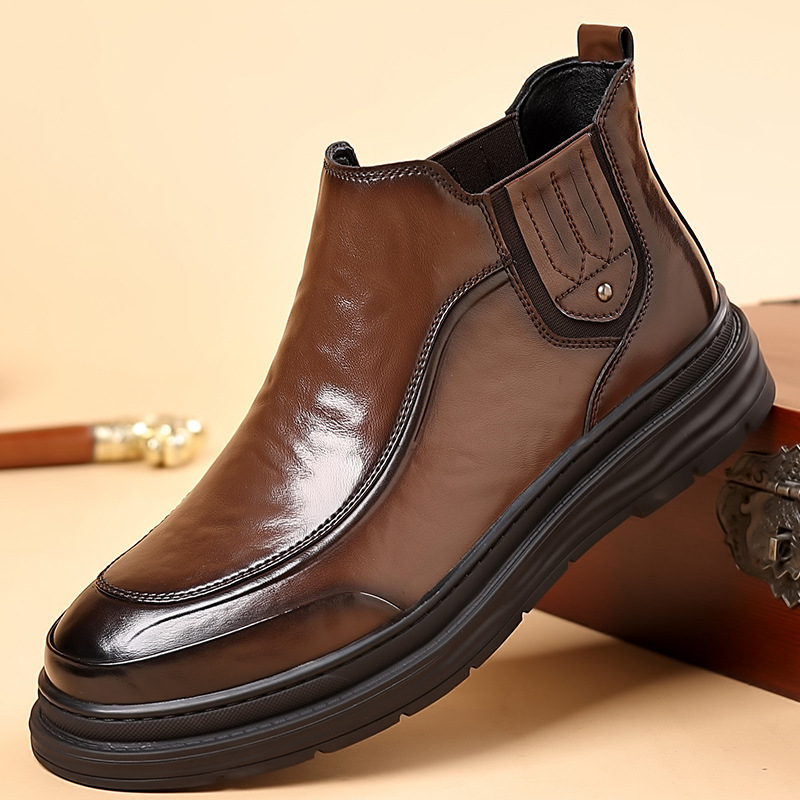 Ανδρικά κοντά δερμάτινα μποτάκια, casual Chelsea στιλ, με πάνω μέρος και σόλα από γνήσιο δέρμα, λανσαρισμένα φθινόπωρο 2024