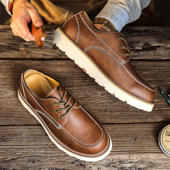 Férfi bőrcipő alacsony szárú, két réteg marhabőr felül, csúszásmentes gumitalp, középső sarok 3–5 cm, kültéri