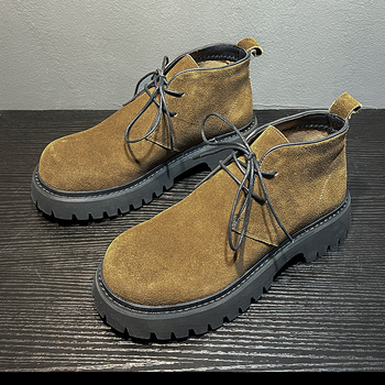 Εργασιακά ντέρμπι παπούτσια με επάνω από μικροϊνες, στρογγυλή μύτη, χαμηλό τακούνι 1–3 cm, καουτσούκ σόλα, ρηχό άνοιγμα (έως 7 cm)