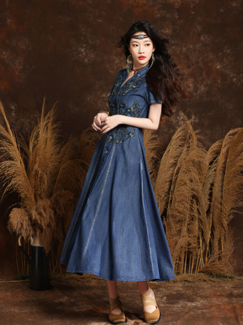 Φόρεμα τζιν με V-λαιμό, Α-γραμμή, μακρύ φόρεμα, κέντημα, σφιχτή μέση, καλοκαίρι 2025, μάρκα: Liao\'s keer pretty baby