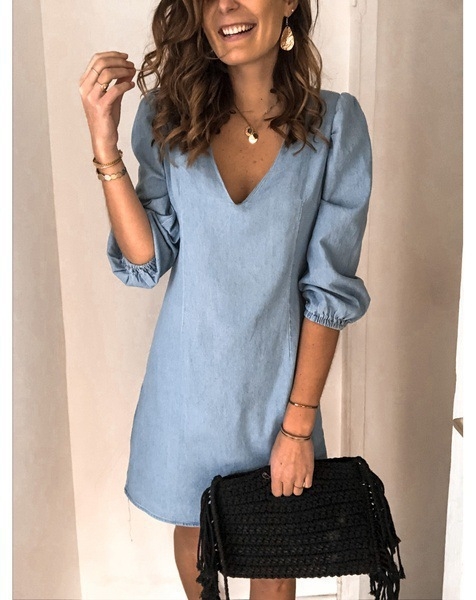 Rochie midi cu decolteu în V, mâneci scurte, poliester elastan, unicolor