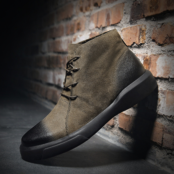 Martin μποτίνια, άνω μέρος από γνήσιο δέρμα, σόλα από καουτσούκ, στρογγυλή μύτη, μεσαίο ύψος shaft, υλικό μποτών: δέρμα βοδινού πρώτης στρώσης