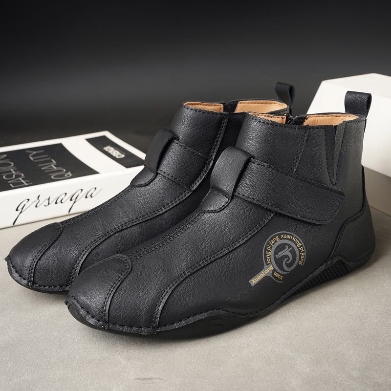 Martin csizmák valódi bőr felsőrésszel, pamut bélés, gumitalp, középmagas bokáig érő kivitel, oldalsó cipzárral.