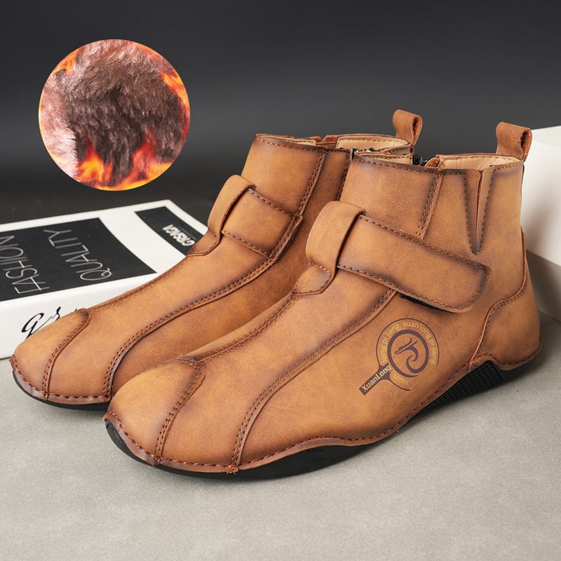 Martin csizmák valódi bőr felsőrésszel, pamut bélés, gumitalp, középmagas bokáig érő kivitel, oldalsó cipzárral.