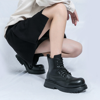 Ανδρικά μποτάκια Martin με PU επάνω μέρος, σόλα από καουτσούκ, στρογγυλή μύτη, μεσαίο ύψος τακουνιού 3–5 cm, μεσαίο μήκος μποτών